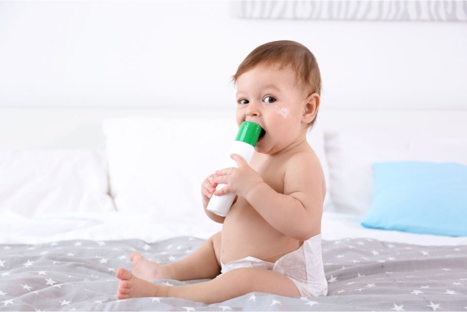 Make the right decisions when buying baby products. Check the toxic ingredients to avoid in baby products. 
